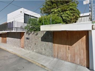 CASA PARA OFICINAS BARRIO DE SANTIAGO VENTA O RENTA