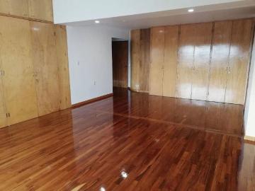 CASA PARA OFICINAS EN RENTA  Cd. Satélite, Naucalpán, Edo. Méx