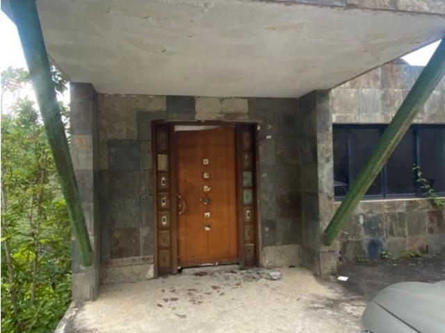 CASA para la Venta EN OBRA GRIS CAICAGUANA