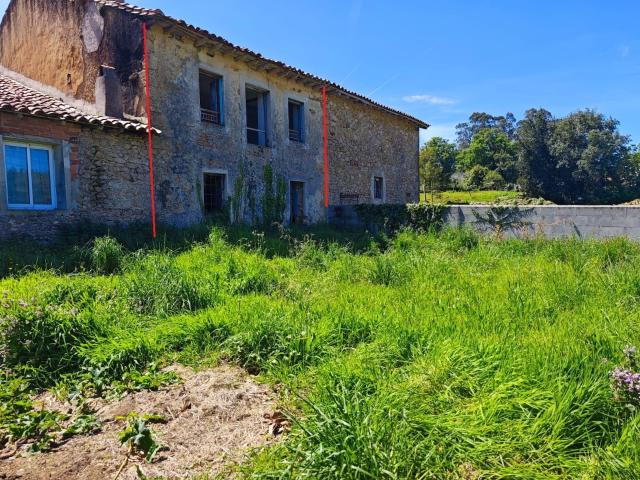Casa para reformar con jardín