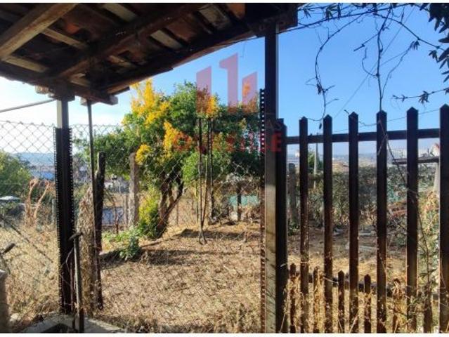CASA PARA REFORMAR CON PARCELA DE MÁS DE 2000 METROS EN LA ZONA DE LA RESIDENCIA, PRÓXIMA AL HOSPITA