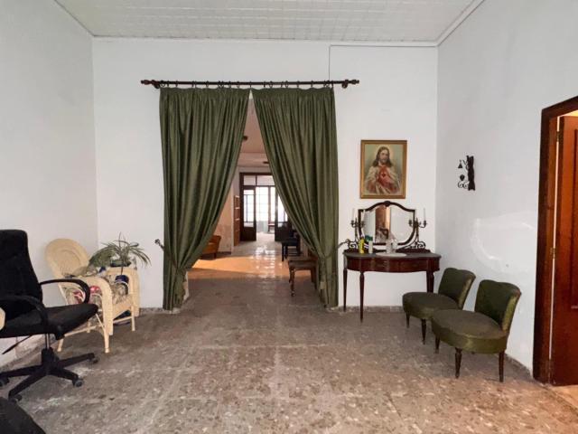 CASA PARA REFORMAR DE 625 M2 EN EL CORAZÓN DE CASTELLÓ