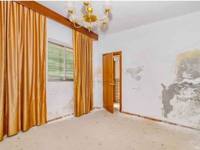 CASA PARA REFORMAR EN EL CENTRO DE LAS GABIAS!