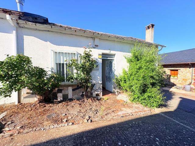 CASA PARA REFORMAR EN EL POBLADO DE ONAMIO