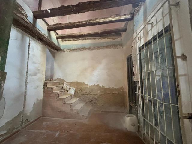 CASA PARA REFORMAR EN PLENO CENTRO DE ALZIRA