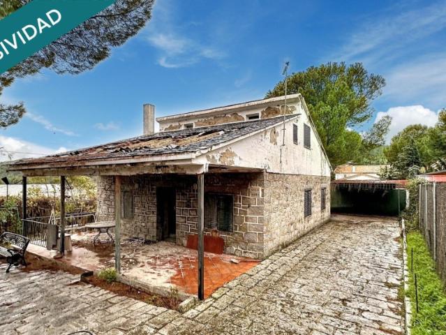 Casa para reformar y poder disfrutar en familia