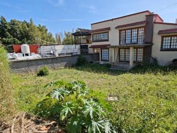 Casa para REMODELAR con jardín de 100m en Fuentes de las Ánimas