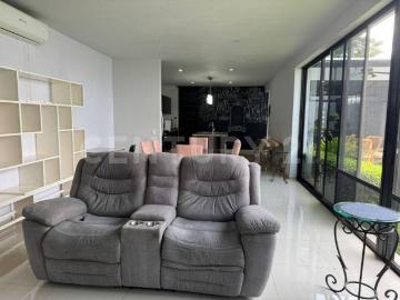 Casa para rentar en AJIJIC a una cuadra del lago de Chapala