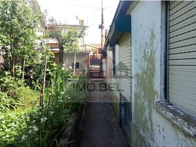 Casa para restauro com quintal em Campo, Valongo