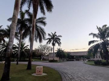 Casa para venta en Yucatan Country Club cerca Universidad Anahuac