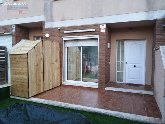 Casa pareada con jardín privado y piscina Comunitaria