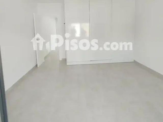 Casa pareada en alquiler en Calle de Agustín Lara