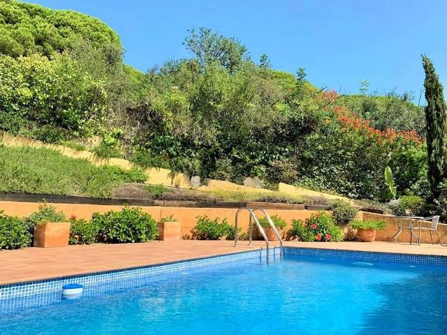Casa pareada en alquiler en calle De la Via Augusta, Sant Pol de Mar, de 178 m² 3 habitaciones por 3.500