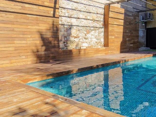 Casa pareada en alquiler en calle De L'esperança, Barcelona, de 200 m² 4 habitaciones por 7.800