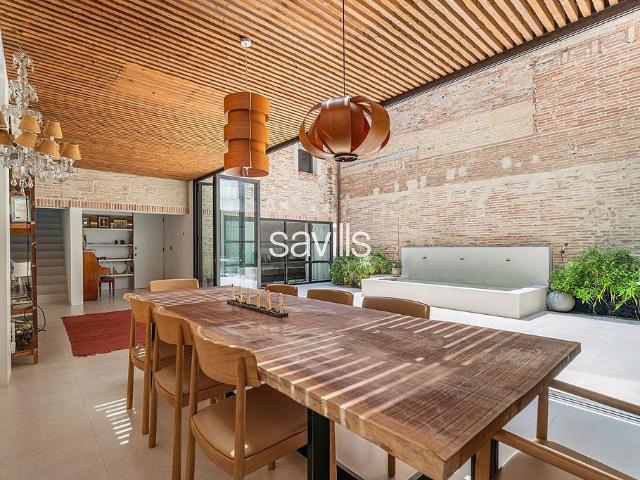 Casa pareada en alquiler en calle De Terol, Barcelona, de 265 m² 3 habitaciones por 6.000