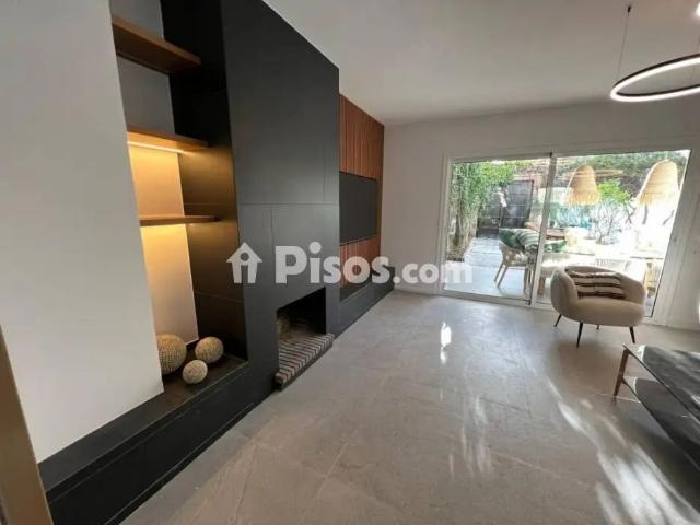 Casa pareada en alquiler en Calle Río Ural