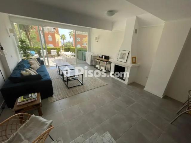 Casa pareada en alquiler en Bahía de Marbella