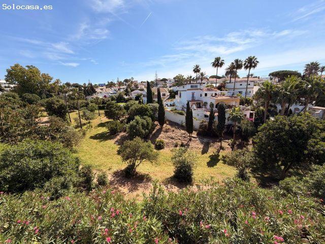 CASA PAREADA EN MIJAS CON VISTAS AL MAR Y TERRAZA PRIVADA