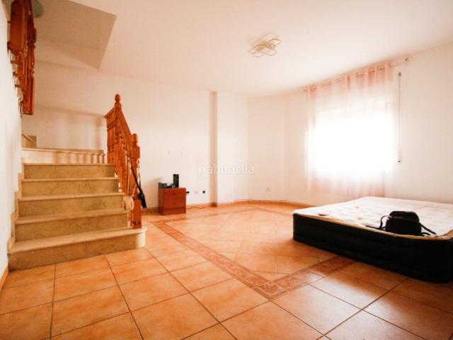 Casa pareada en venta en Coín. PRECIOSO PAREADO CERCA DEL CENTRO. Casas pareadas.
