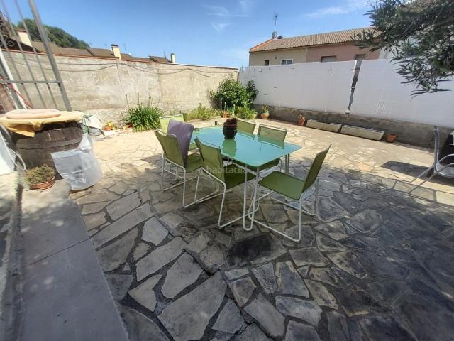 Casa pareada en venta en Collbató. CASA PAREADA MUY BIEN UBICADA. Casas pareadas.