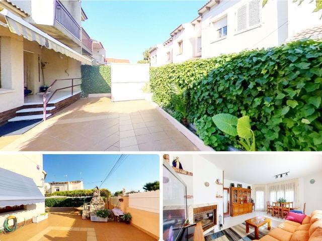 Casa pareada en venta en Coma ruga, Els Masos Els Garrofers Costa Dorada. Casas pareadas.