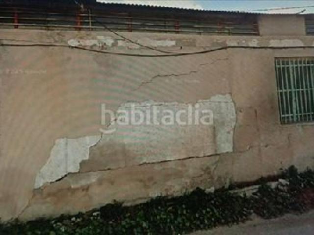 Casa pareada en venta en Catral. !CDATACasa de 120 m en Catral para reformar. Casas pareadas.