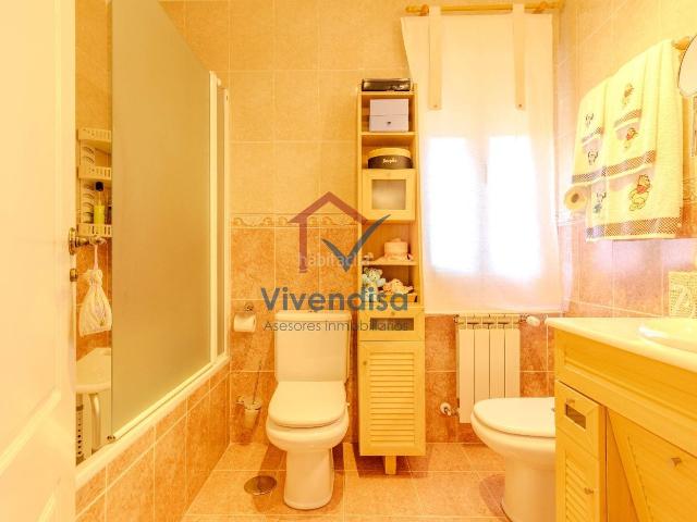 Casa pareada en venta en Cabanillas del Campo. Chalet pareado con piscina cubierta y bodega en Cabanillas del Campo. Casas pareadas Cabanillas del.