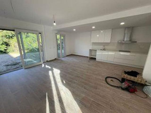 Casa pareada en venta en calle Cardi, Santa Eugènia de Berga, de 178 m² 4 habitaciones por 450.000