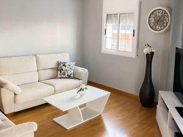 Casa pareada en venta en calle Circumval·Lacio, Viladecans, de 185 m² 4 habitaciones por 595.000