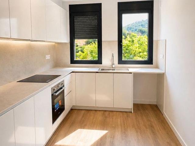 Casa pareada en venta en calle A, Torrelles de Llobregat, de 132 m² 3 habitaciones por 420.000