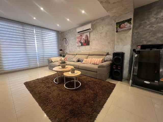 Casa pareada en venta en calle Almeria, Vila Seca, de 89 m² 3 habitaciones por 229.000