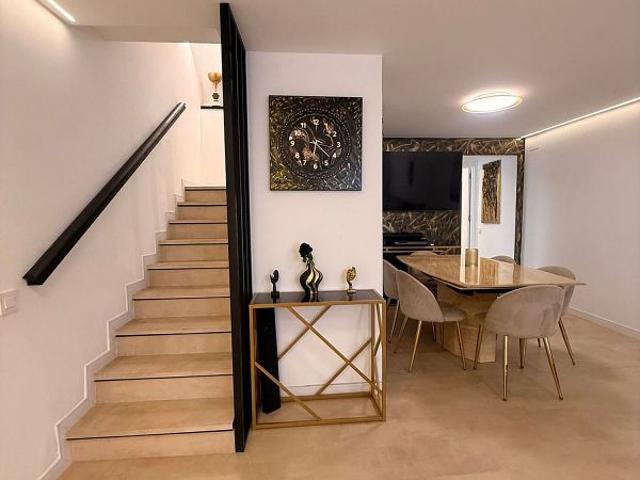 Casa pareada en venta en calle Grup Sant Pau, Cambrils, de 115 m² 4 habitaciones por 374.000