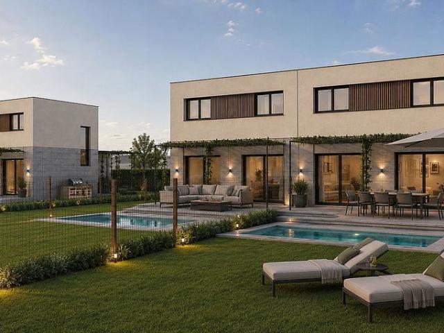Casa pareada en venta en calle Del Baix Empordà, Calonge, de 150 m² 3 habitaciones por 598.000
