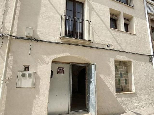 Casa pareada en venta en calle Del Pinyol, Granadella, de 250 m² 5 habitaciones por 45.000