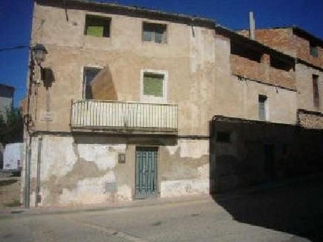 Casa pareada en venta en calle Del, Torre de l´Espanyol, La, de 226 m² 3 habitaciones por 15.800