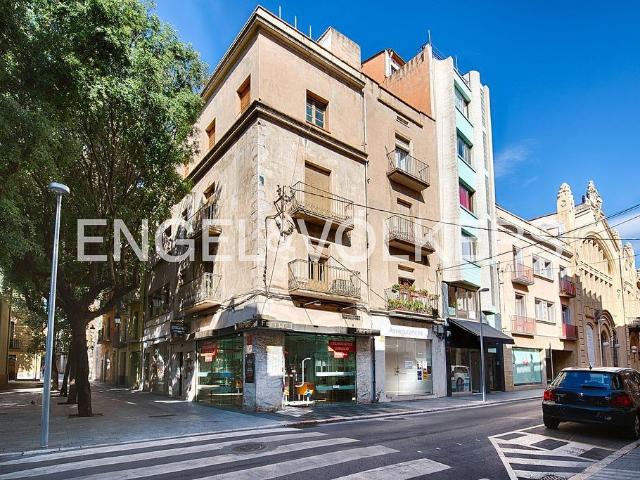 Casa pareada en venta en calle Joan Maragall, Figueres, de 144 m² 3 habitaciones por 217.000