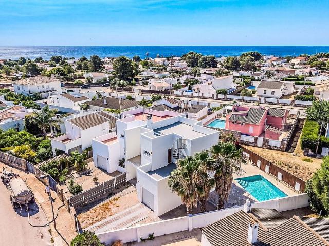 Casa pareada en venta en calle Ordre de Montesacalafat, Ametlla de Mar, l´, de 166 m² 3 habitaciones por 294.000