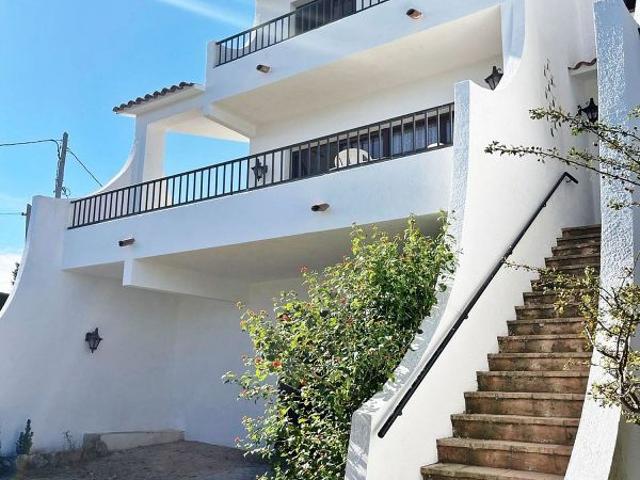 Casa pareada en venta en calle Monturiol, Castell Platja d´Aro, de 160 m² 4 habitaciones por 450.000