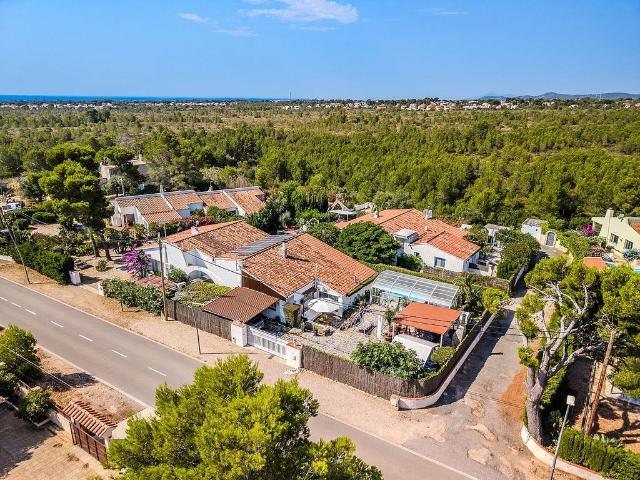 Casa pareada en venta en calle Museu, Ametlla de Mar, l´, de 139 m² 4 habitaciones por 425.000