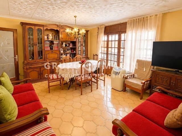 Casa pareada en venta en calle Pedraforca, Blanes, de 246 m² 3 habitaciones por 310.000