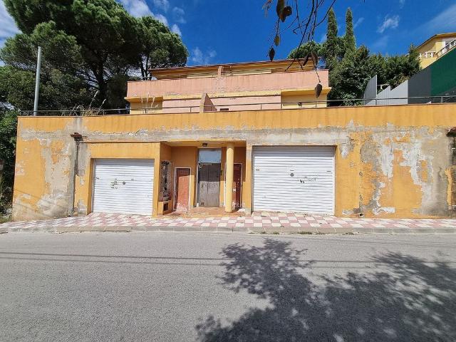 Casa pareada en venta en calle Roser, Vidreres, de 215 m² 3 habitaciones por 179.900