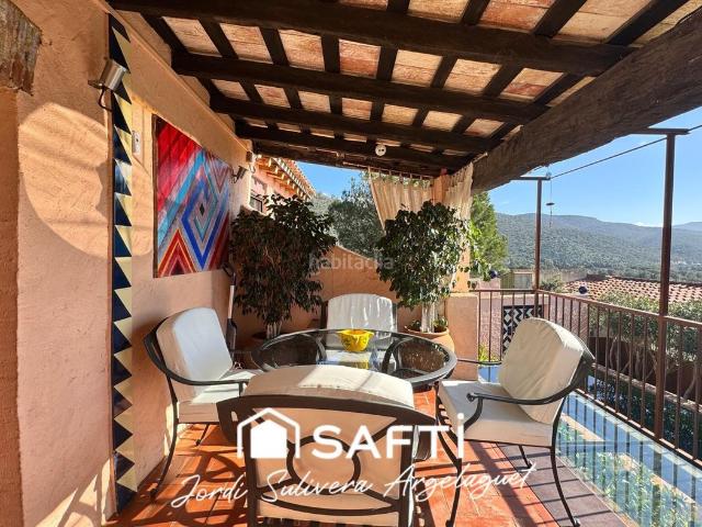 Casa pareada en venta en Cantallops. Casas pareadas.