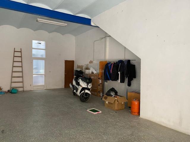 Casa pareada en venta en Castalla. Entorno residencial y tranquilo. Casas pareadas.