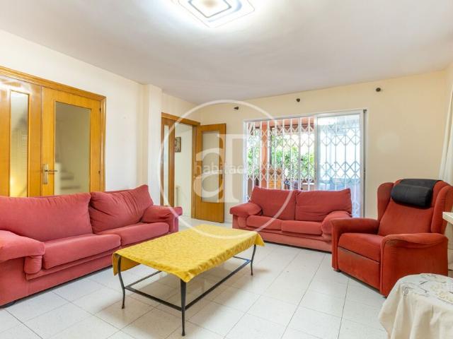 Casa pareada en venta en Castellón de la Plana, El Grao. Chalet en venta en El Grau, Castellón. Casas pareadas Castellón de la.