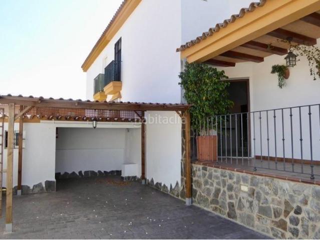 Casa pareada en venta en Chiclana de la Frontera, Núcleo urbano. ESPECTACULAR PAREADO CON GRAN PATIO PRIVADO EN EL CAMPITO. Casas pareadas Chiclana de la.