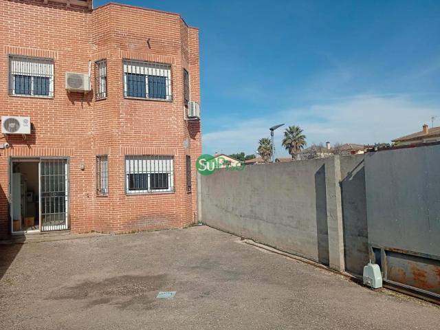 Casa pareada en venta en Chozas de Canales. Chalet en chozas de canales, con 161 m² construidos. Casas pareadas Chozas de.