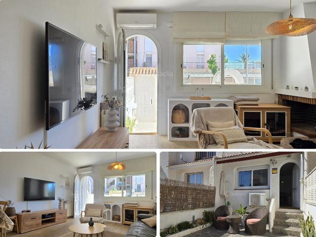 Casa pareada en venta en Cunit, Can Nicolau Les Sorres Valparaiso Costa Dorada. Casas pareadas.