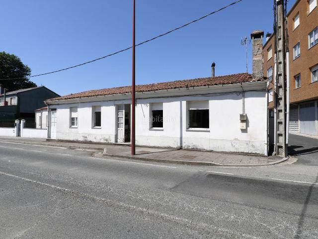 Casa pareada en venta en Curtis. Casa de planta baja con jardín en Teixeiro. Casas pareadas.