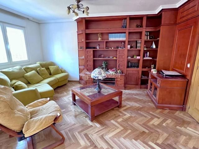 Casa pareada en venta en Alcalá de Henares, Ensanche. Casa en venta en Alcalá de henares. Casas pareadas Alcalá de.