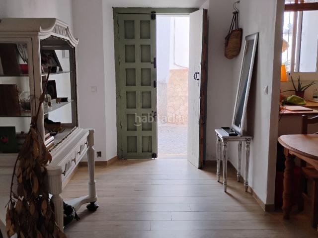 Casa pareada en venta en Alcalá de los Gazules. Si tú idea es comprar una preciosa casa de pueblo entre Mar y Montaña, está puede ser la tuya!. Casas pareadas Alcalá de los.